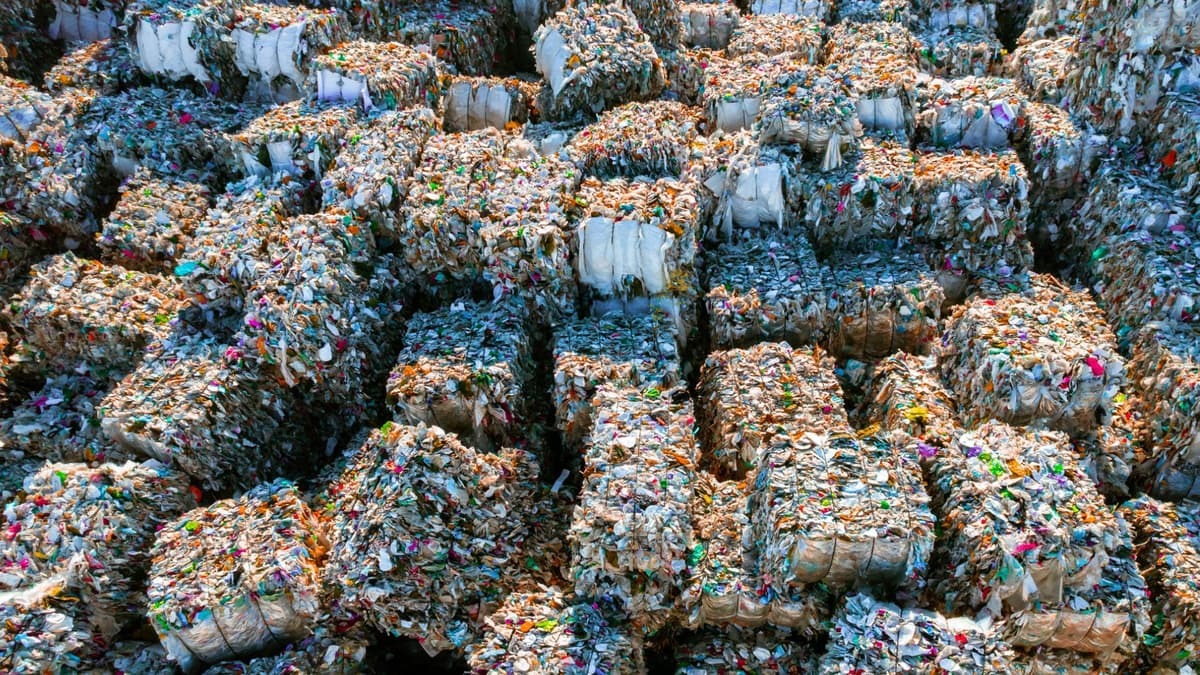 World's first method turns plastic into fuel with 95% efficiency